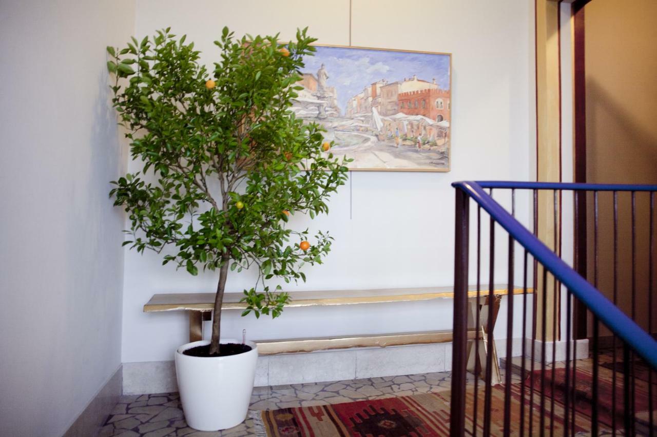 Il Garofano Rosa Apartment Verona Bagian luar foto